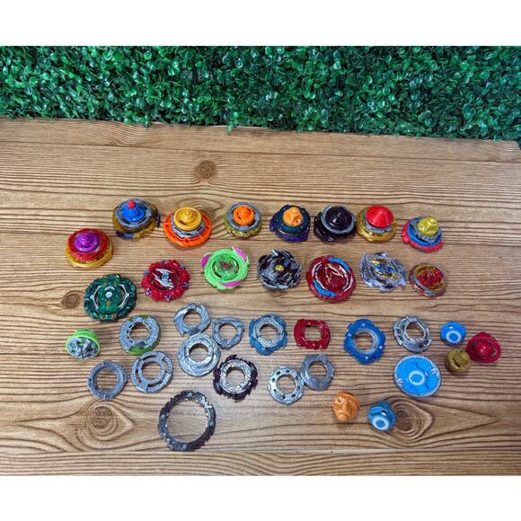 Huge Bundle Of. Beyblades Lot + Parts Beyblade TAKARA TOMY - Picture 2 of 8